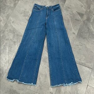 Women's O2 Denim Flare Jeans, front seam. Size 29!